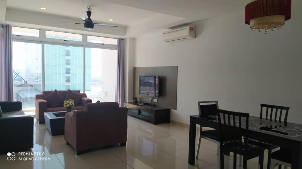 Ksl Suites Johor Bahru Eksteriør bilde